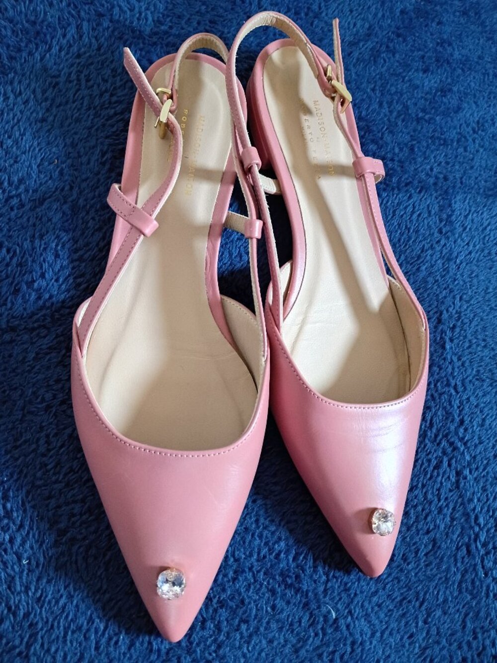 **SOLD** Madison.Maison Slingback Flat Pump 37 *New